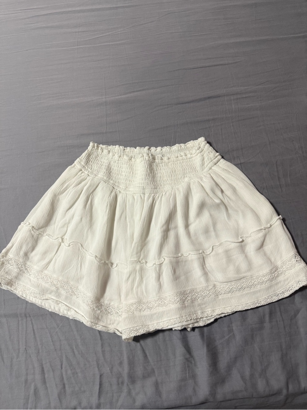 Hollister White Tiered Smocked-Waist Skirt
